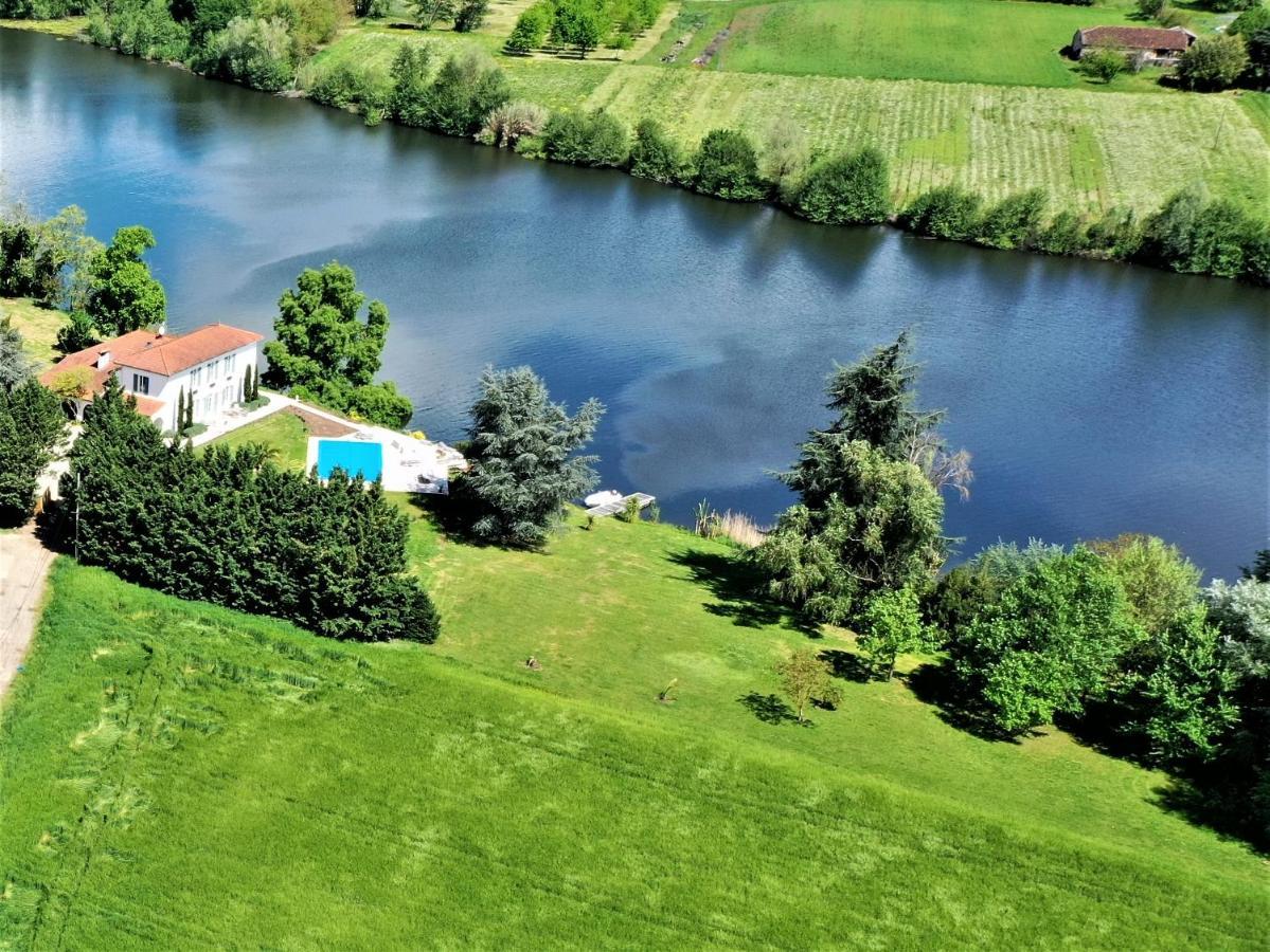 Domaine Du Beau Rivage Bed and Breakfast Le Temple-sur-Lot Esterno foto